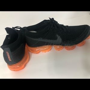 Nike Vapor Max Orange